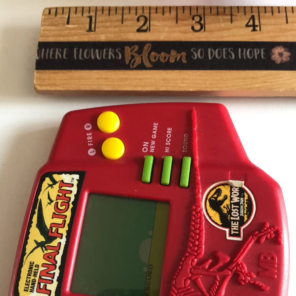 Jurassic Park The Lost World Electronic Hand Held Game 1996 Milton Bradley VTG